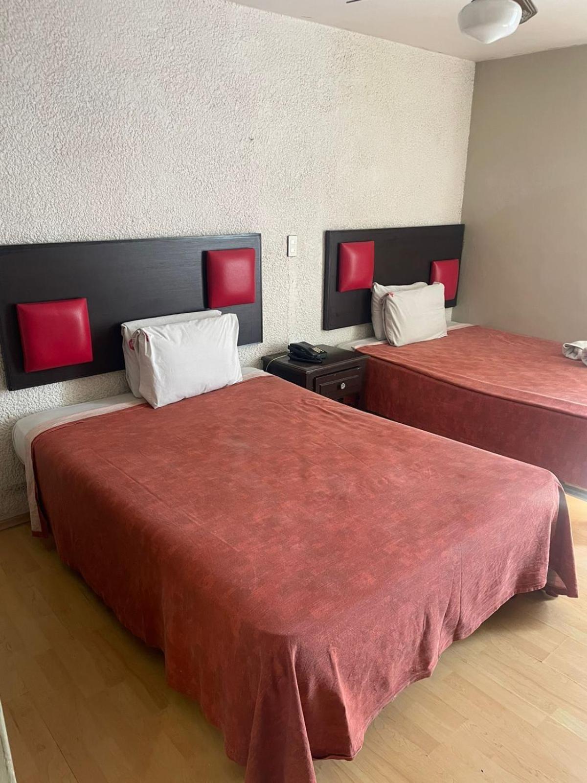 Hotel Colon Express Guadalajara Extérieur photo