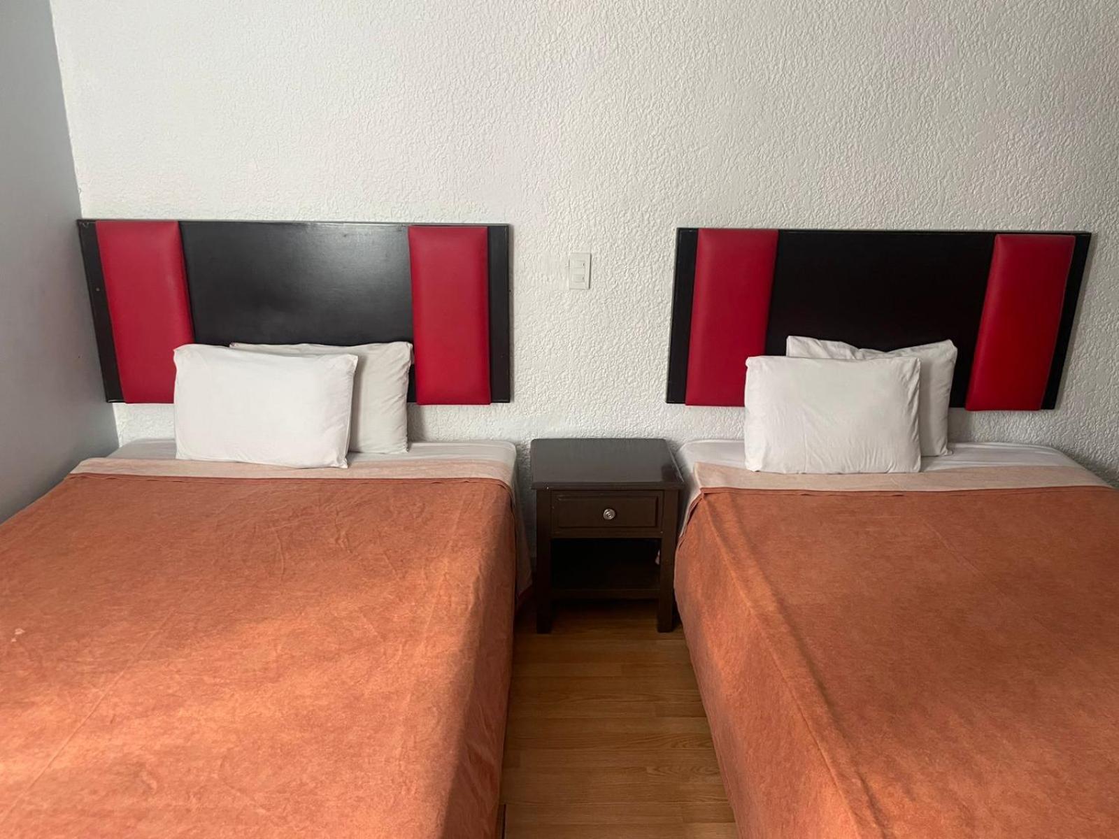 Hotel Colon Express Guadalajara Extérieur photo
