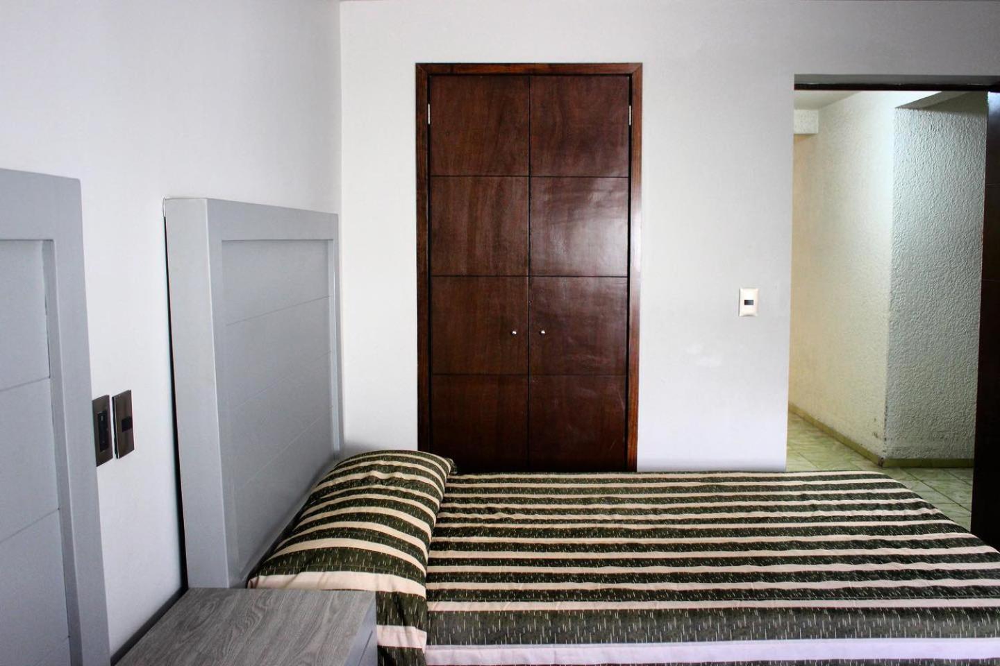 Hotel Colon Express Guadalajara Extérieur photo