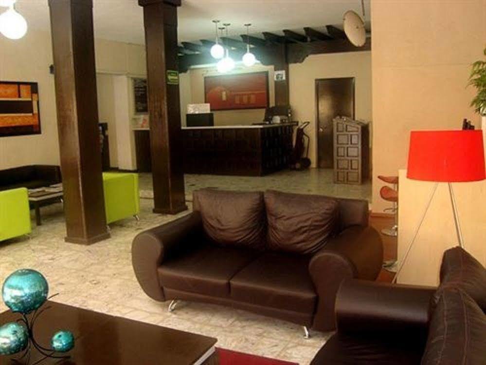 Hotel Colon Express Guadalajara Extérieur photo